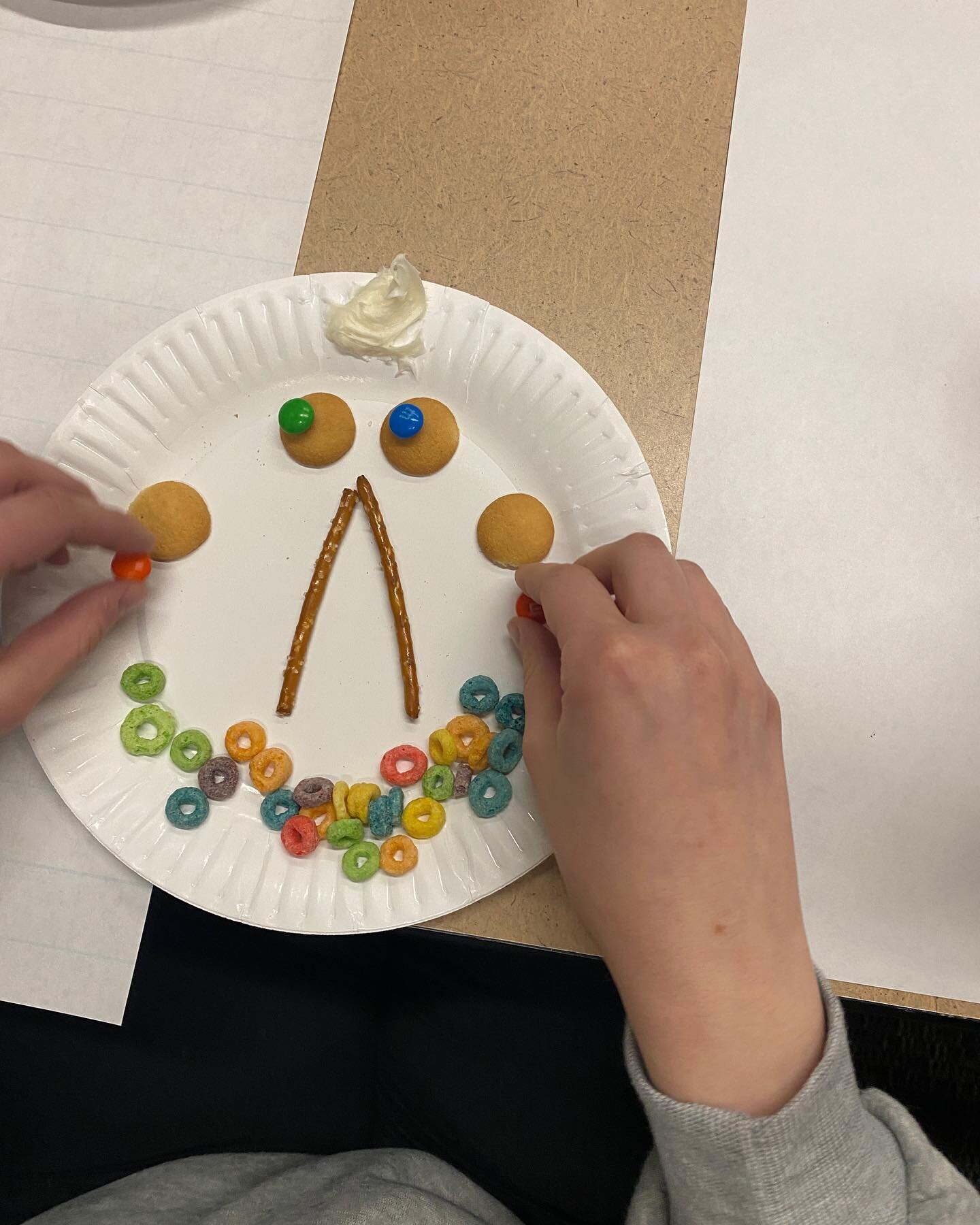 TASTE THE JOY 🥳🍬🍭 A fun way to welcome Hodesh Adar through edible happy faces competition! I&rsquo;d say they played well 😂🤩 We all need a little bit more joy these days and this activity was the remedy. We held a moment of grief for the current