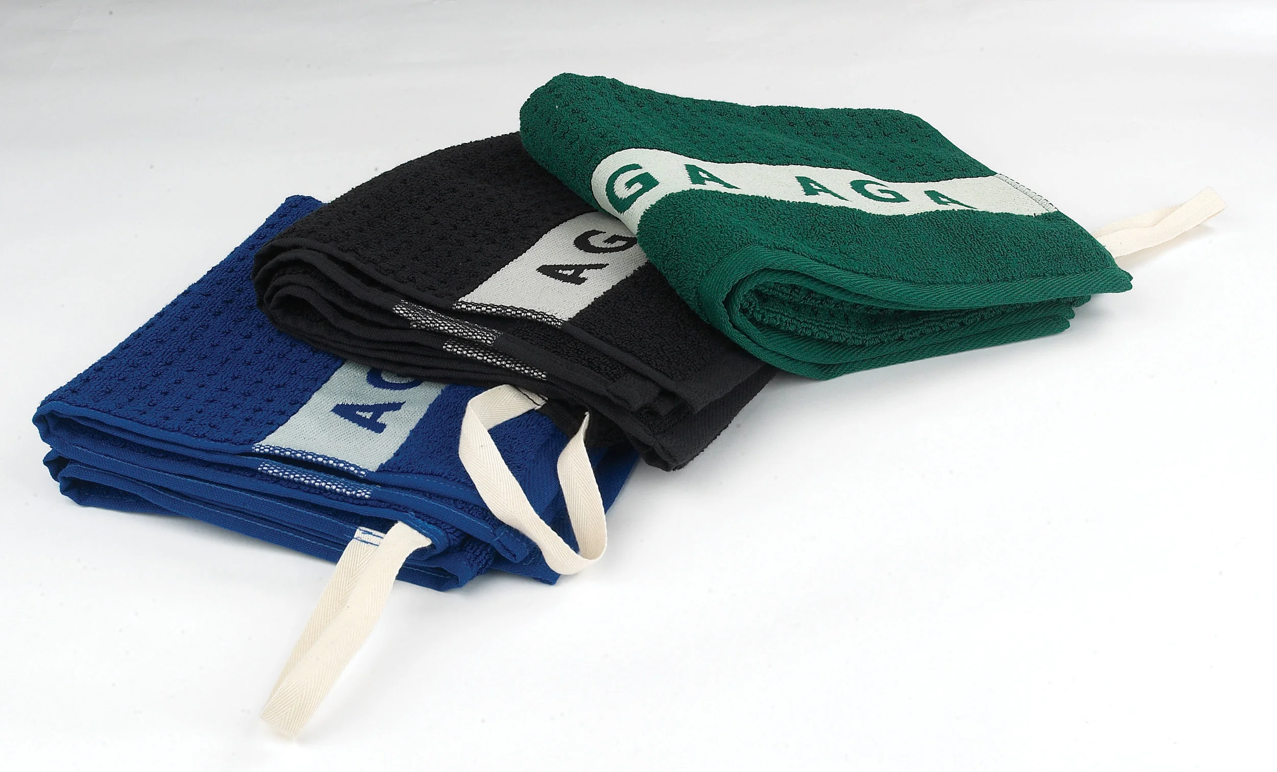CS_TTowels_W2121_AGA_Hand_Towels_cutout.jpg