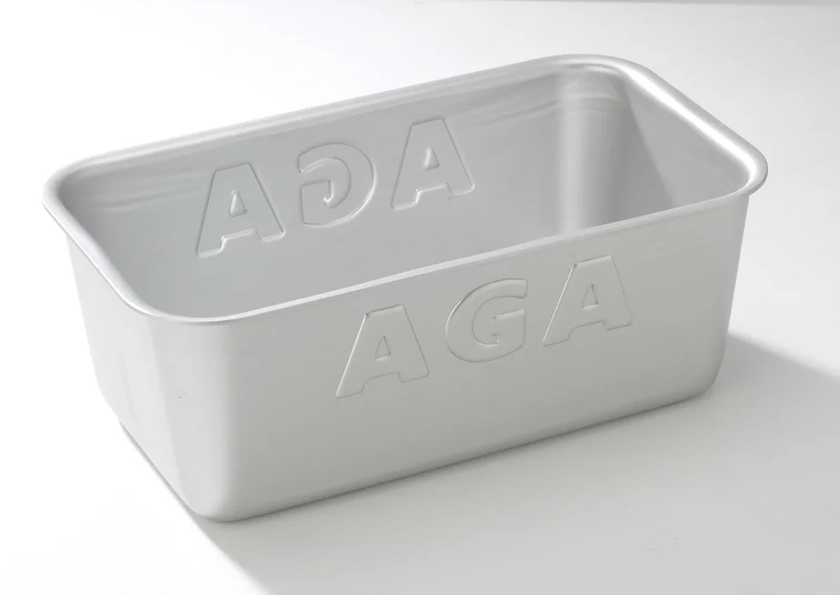 AGA_Bakeware_Loaf Tin 2_W3242_W1963.jpg