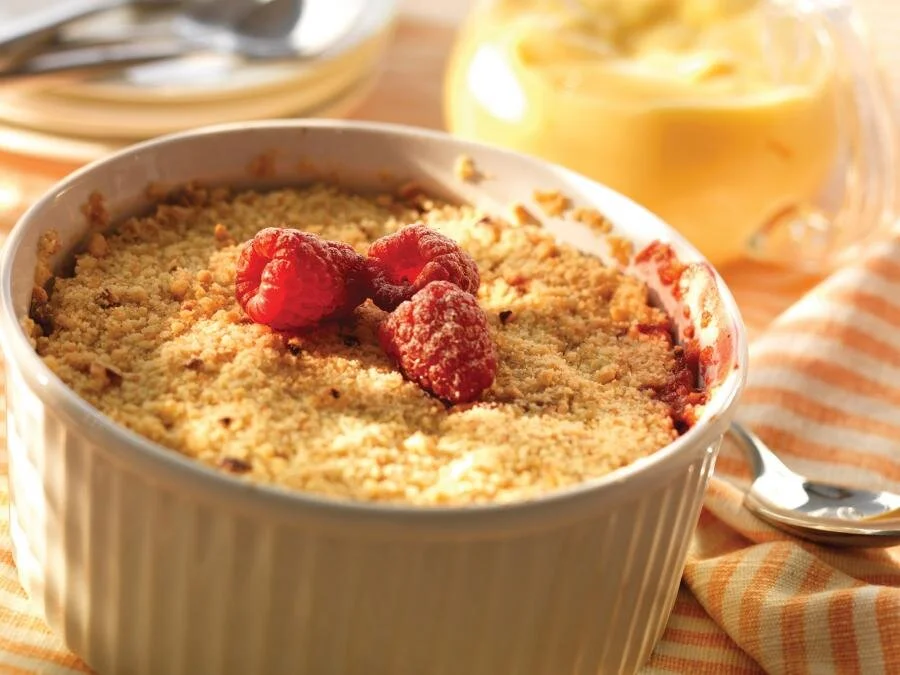 Peach and Raspberry Hazelnut Crumble