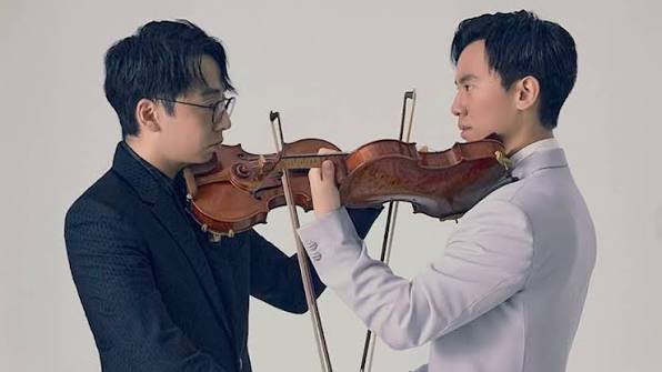 TwoSet Violin World Tour - Perth