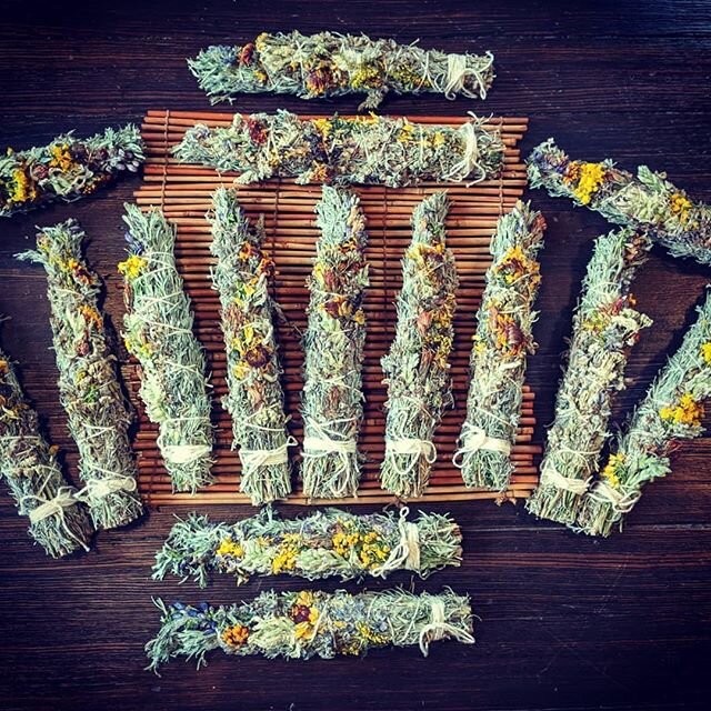 It's that time of year again! Fresh sage bundles from Colorado!!! My mother harvests the sage and wildflowers from her own land and wraps each one with love and positive vibes. They smell SO GOOD! They will be for sale tomorrow from 11-3pm at Sacred 