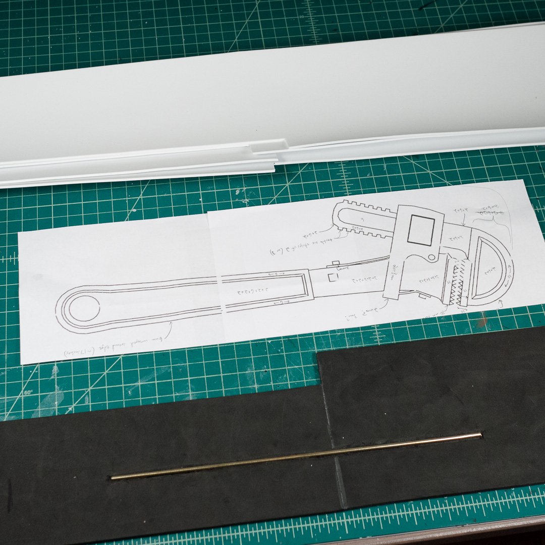bioshock-pipe-wrench-foam-prop-brass-rod.jpg