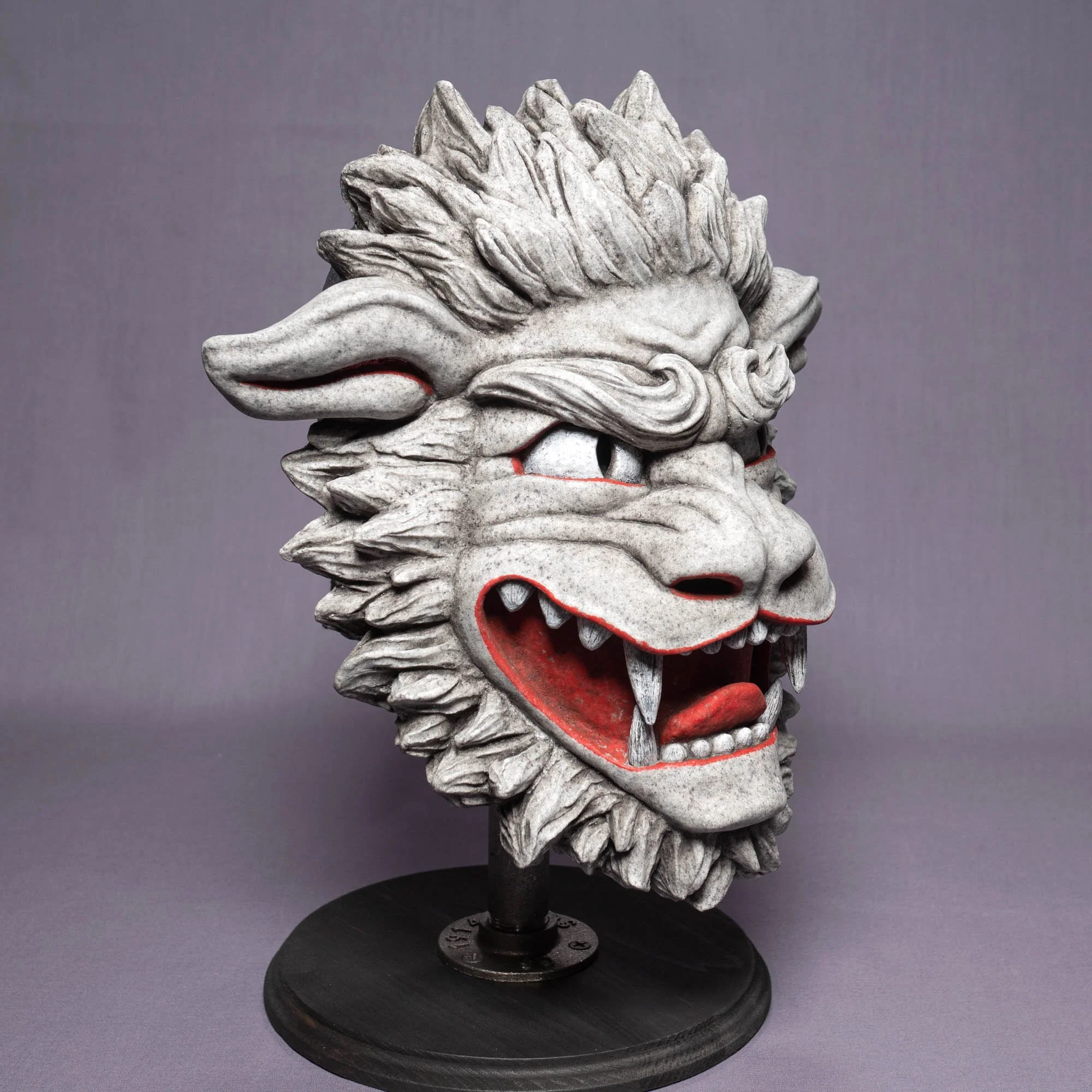 modulus-props-komainu-lion-dog-mask-stone-finish-angle-view-2.jpg
