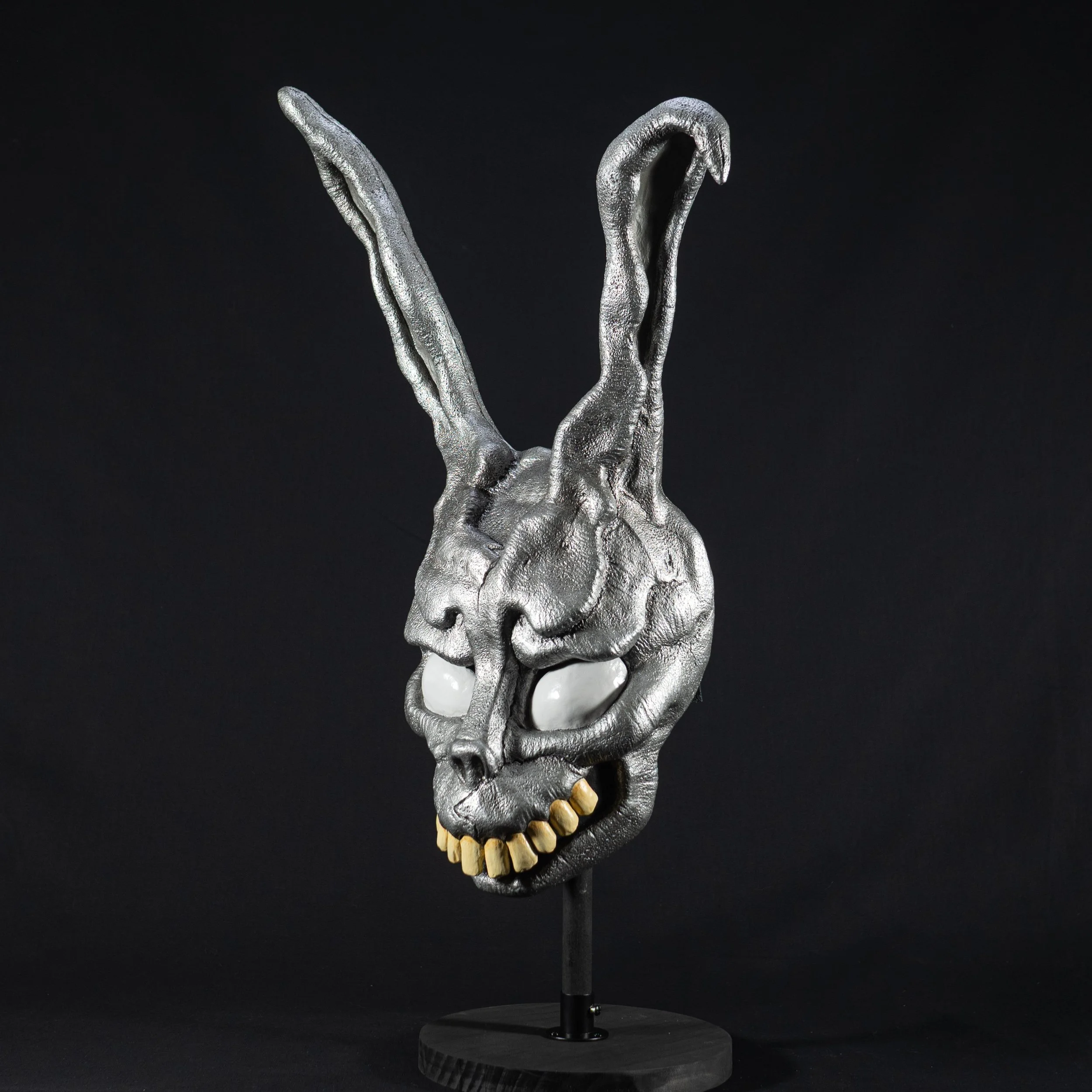 donnie-darko-frank-mask-without-hood-2.jpg