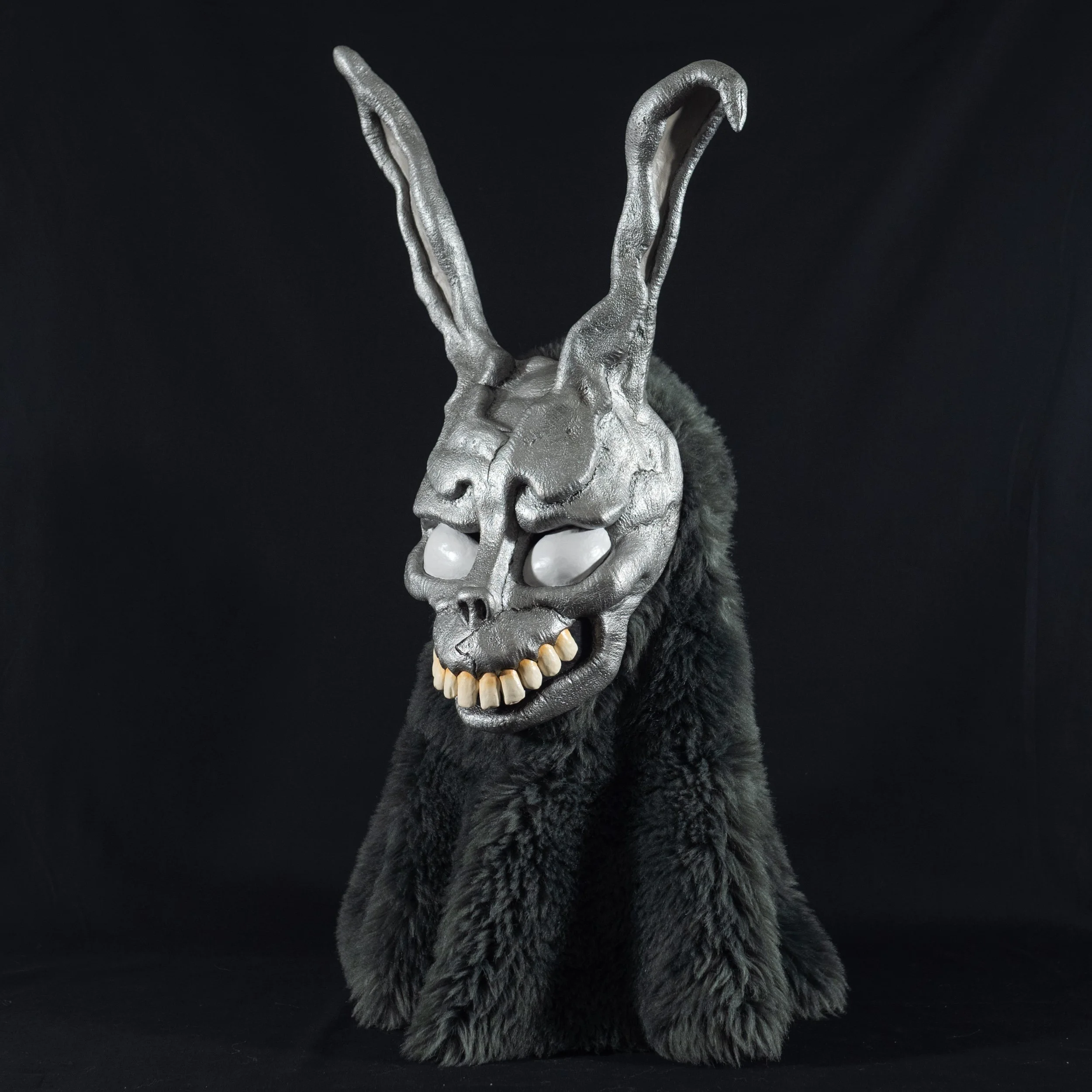 donnie-darko-frank-mask-alternate-fur-5.jpg
