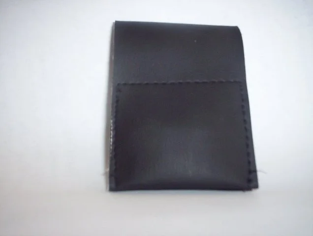 Belt_clip_closeup.JPG
