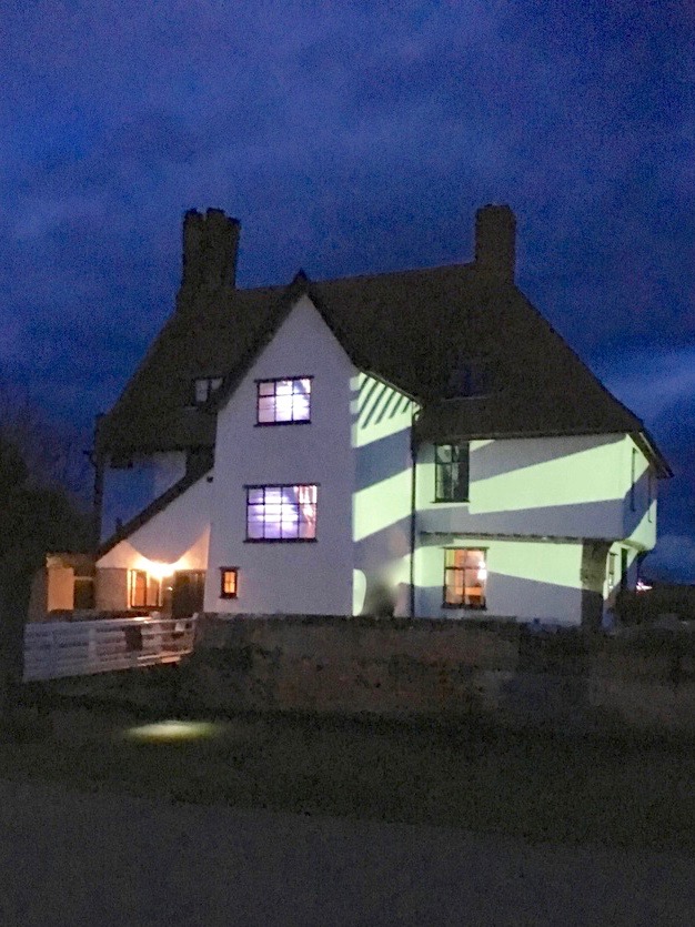 Jane Watt, 406 years of footsteps (Digital Back projection) 2016