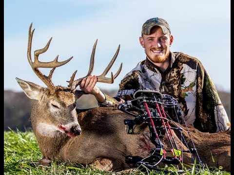 Bowhunting Whitetails - The Hunt For Hank