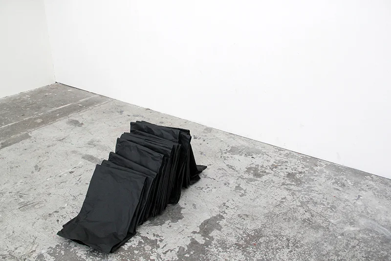 無題(Black-Foils).jpg