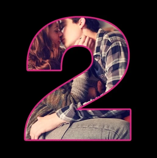 TNS_FB_COUNTDOWN_kissing_2weeks.jpg