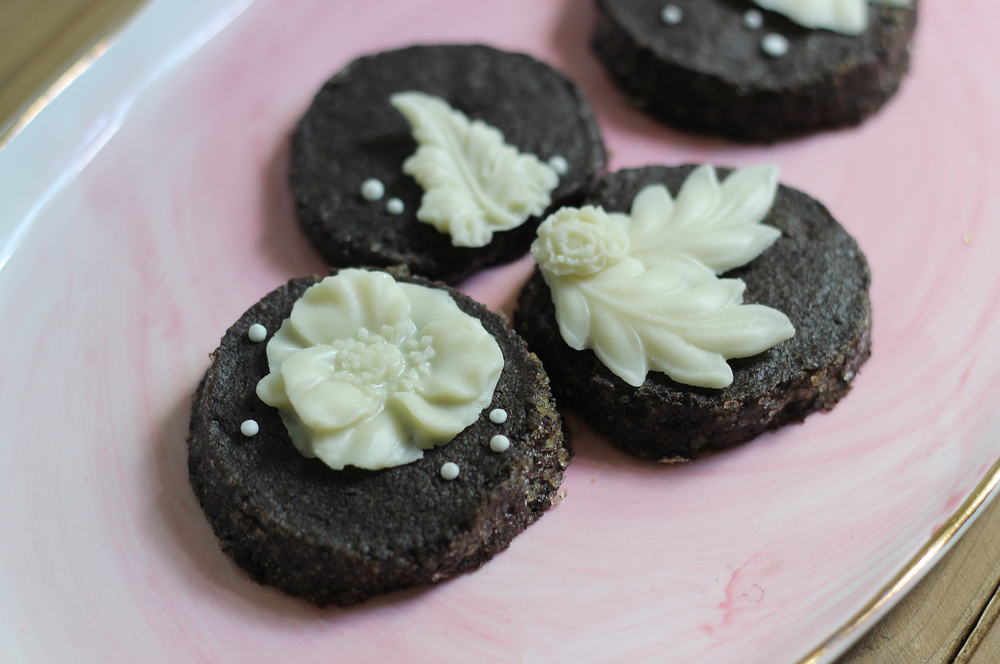 Chocolate Poppyseed Graham Shortbread + Modeling Chocolate Tutorial ...