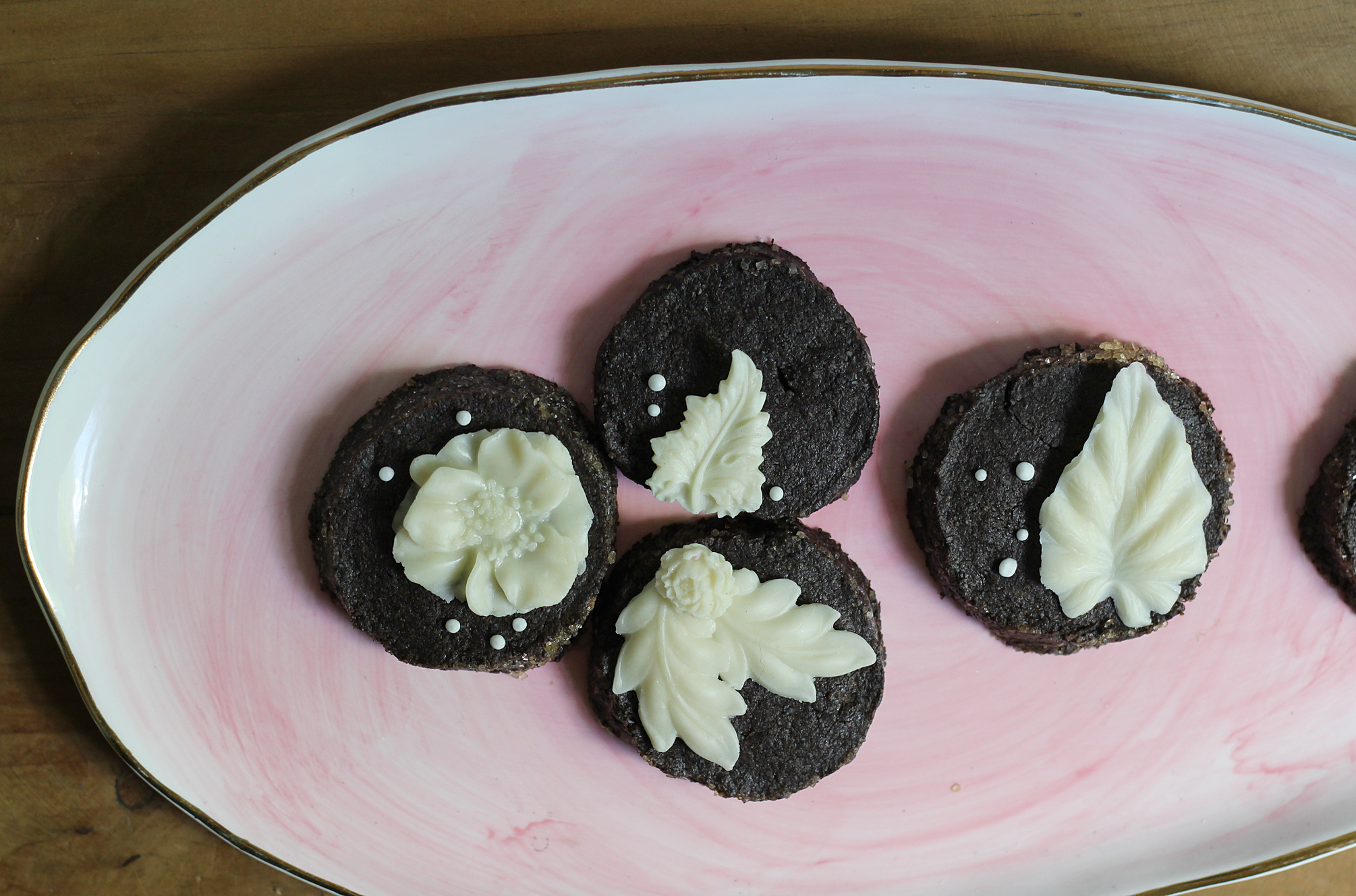 Chocolate Poppyseed Graham Shortbread + Modeling Chocolate Tutorial