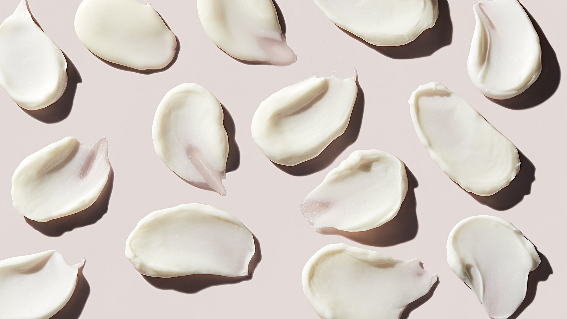 RVG0003_MOISTURIZER TEXTURE_1.jpg