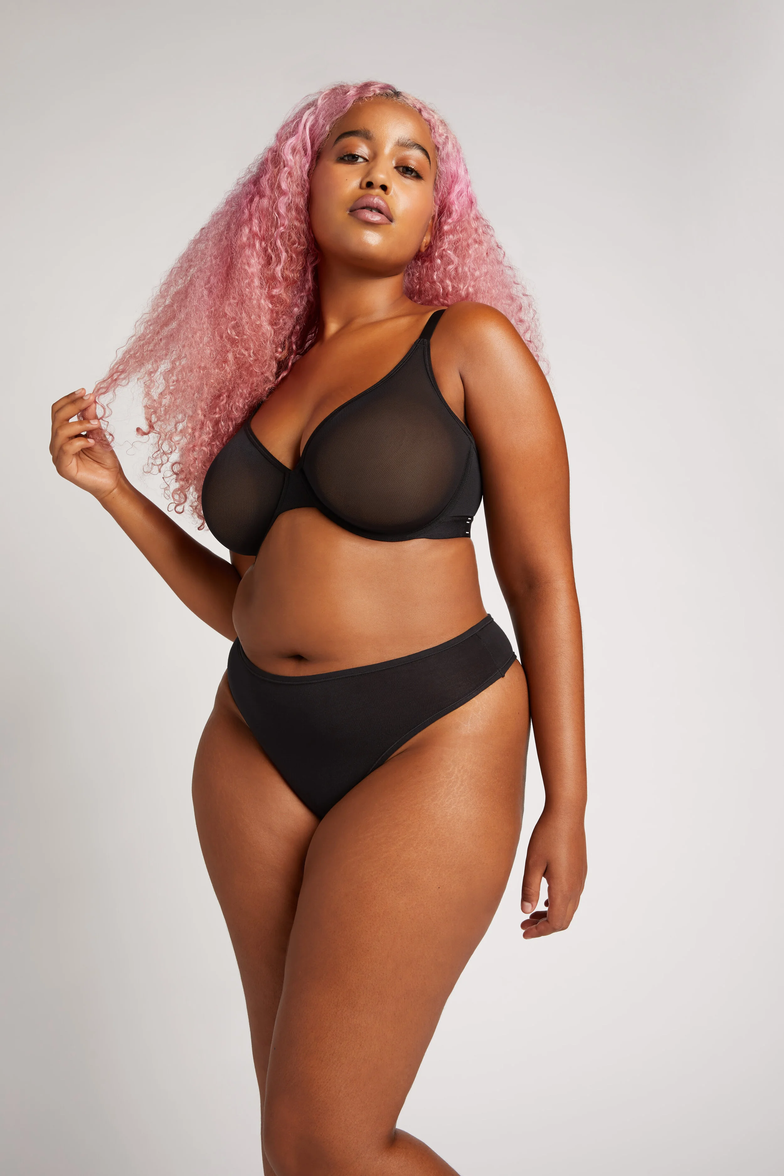 1171_NK-100-01B_Sieve Demi Bra in Black_V2_.jpg