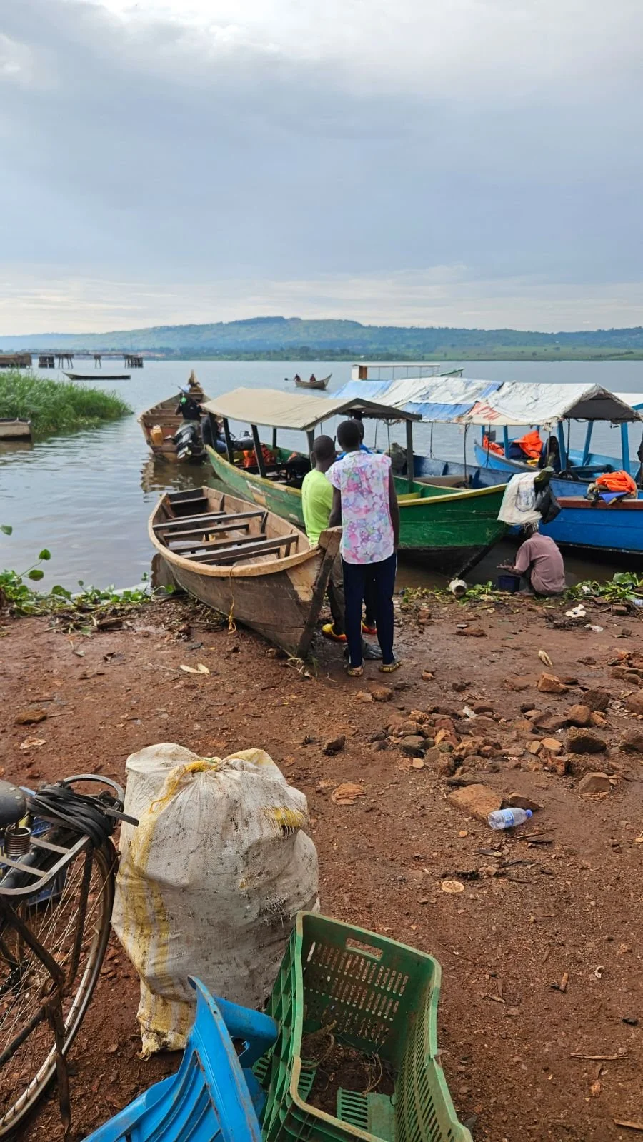 Uganda boats 23.jpg