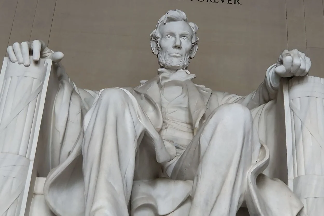 Ribbon_Lincoln.jpg