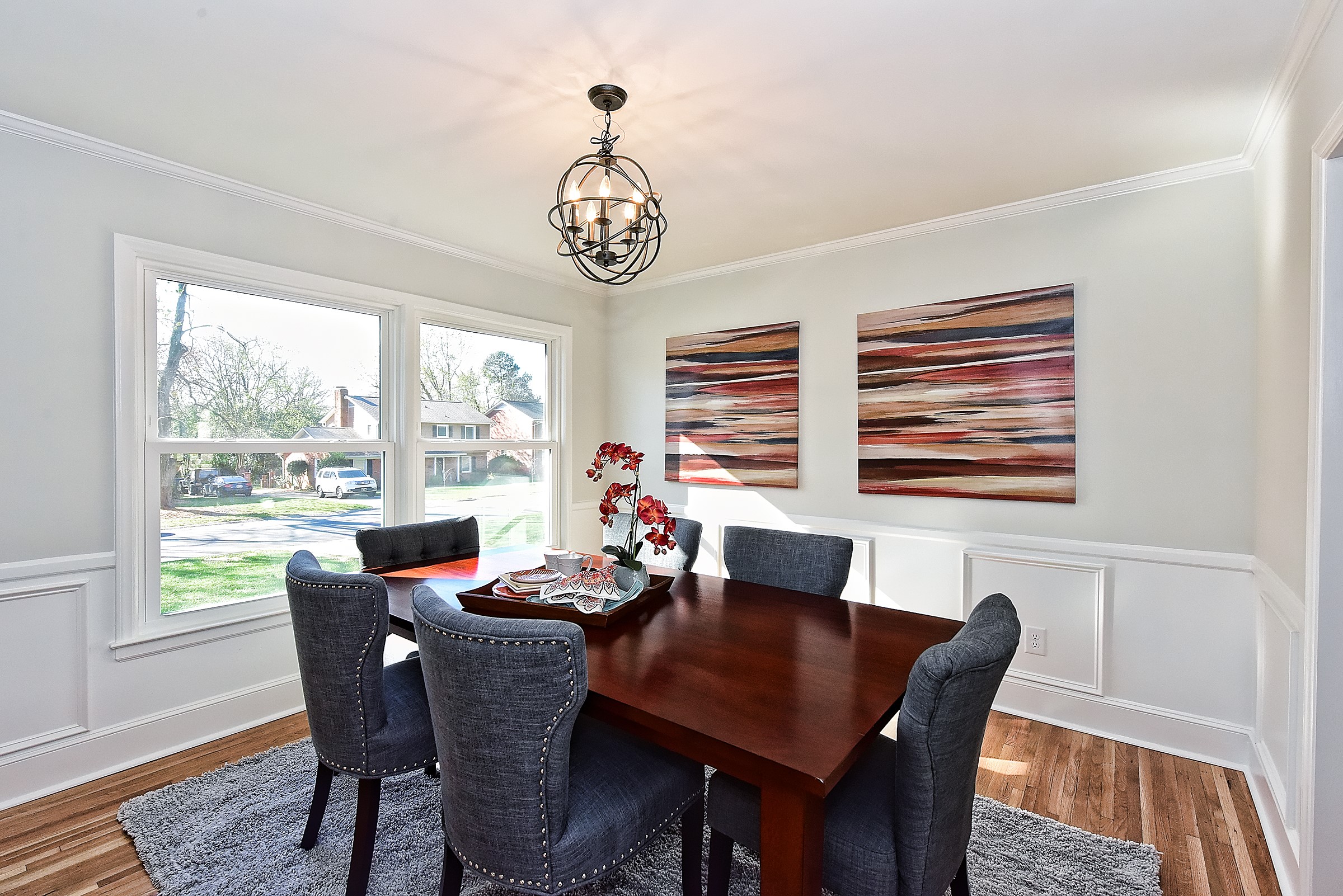 009_Dining Room.jpg