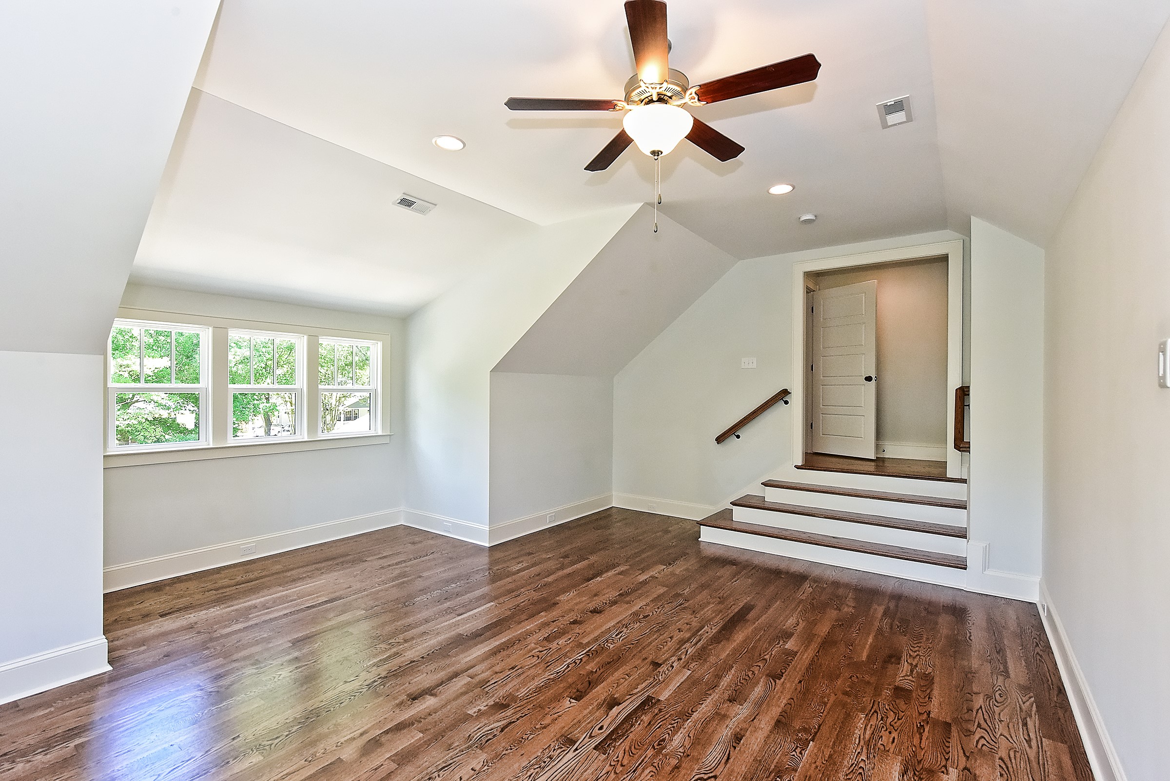 052_Bonus Room.jpg