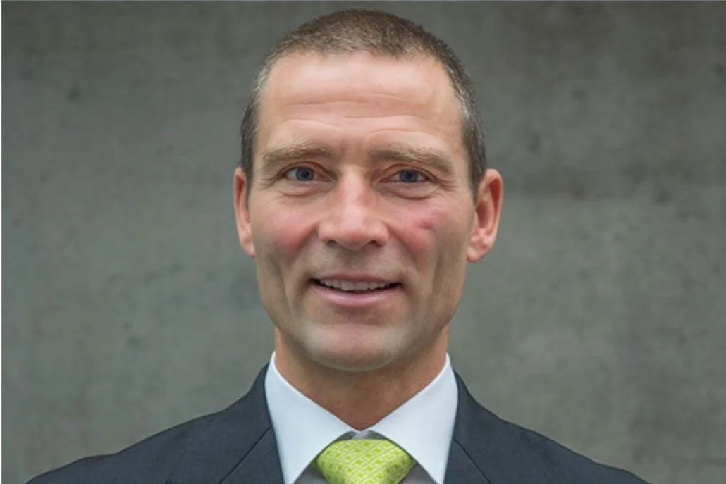 Prof. Dr. Robert Meier-Staude