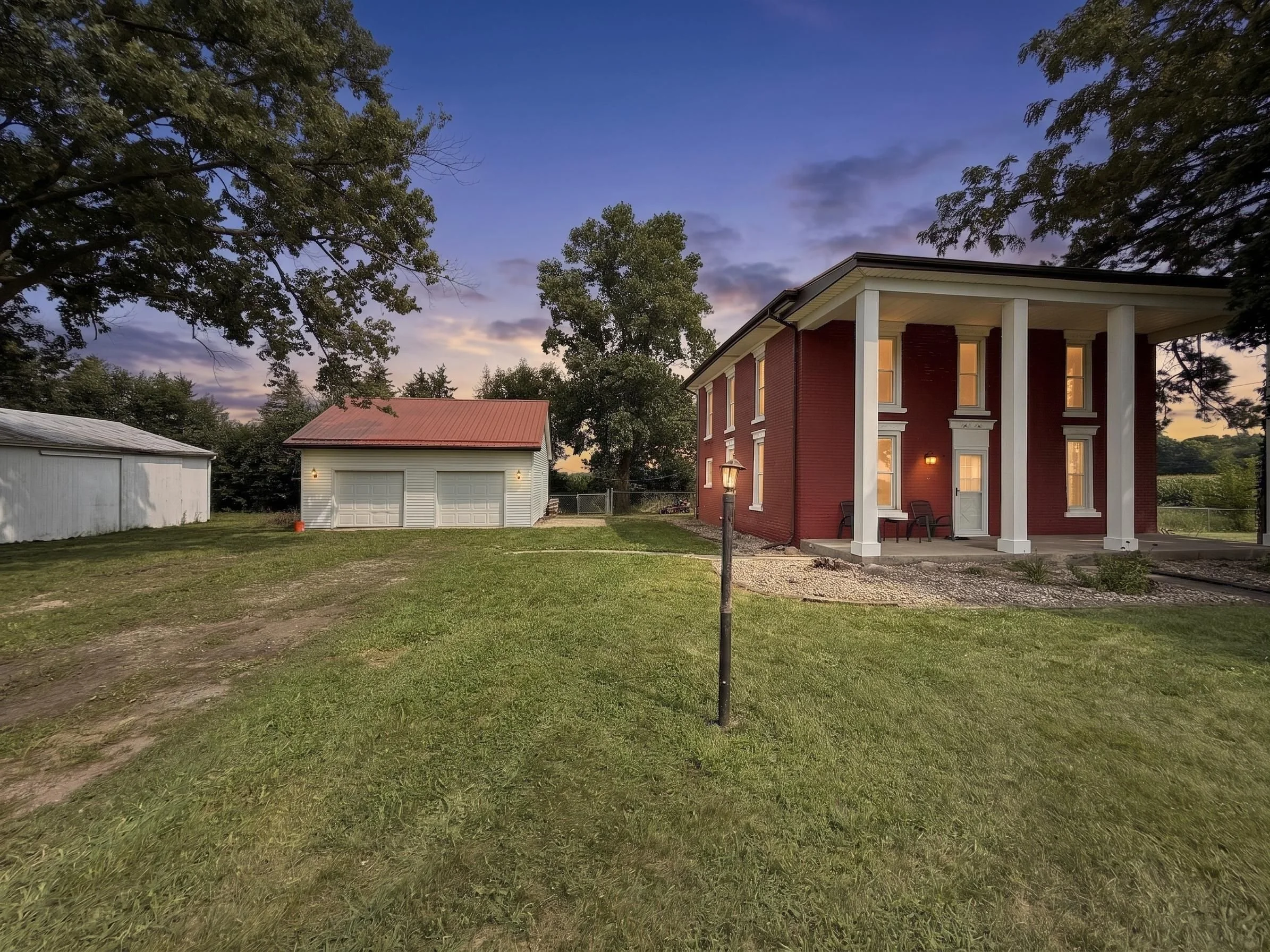 5187 E 1100 N - $279,900