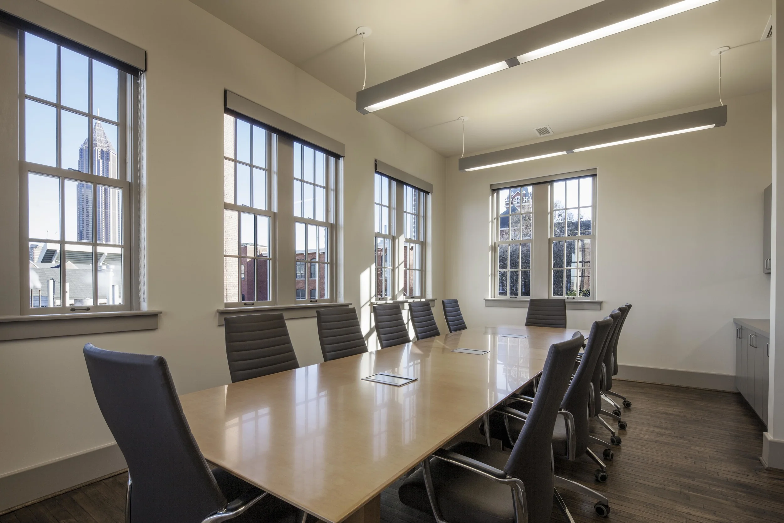 Conference Rm_7513.jpg