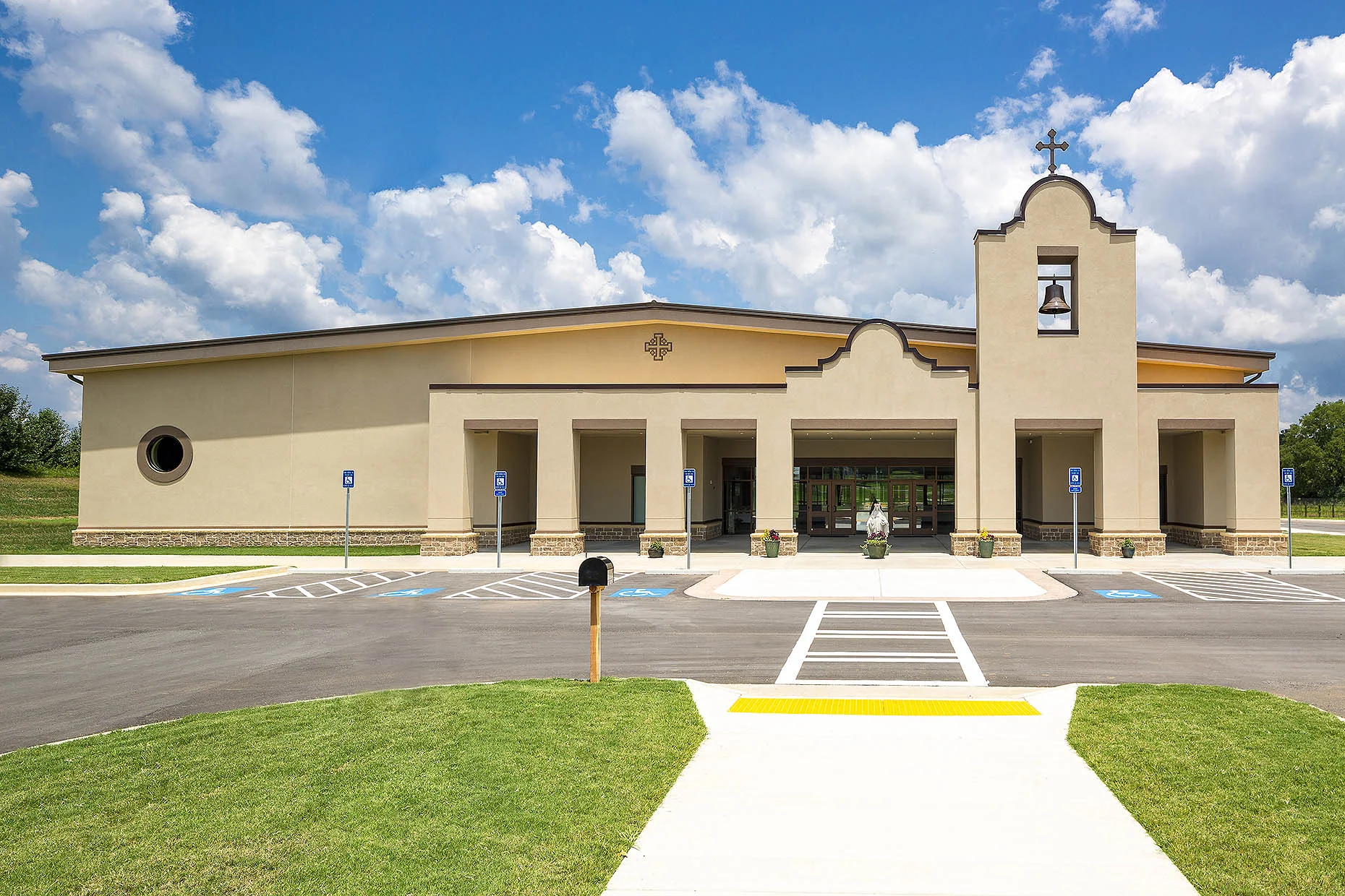 Lusk_StBernadette_Exterior_02_webuse.jpg