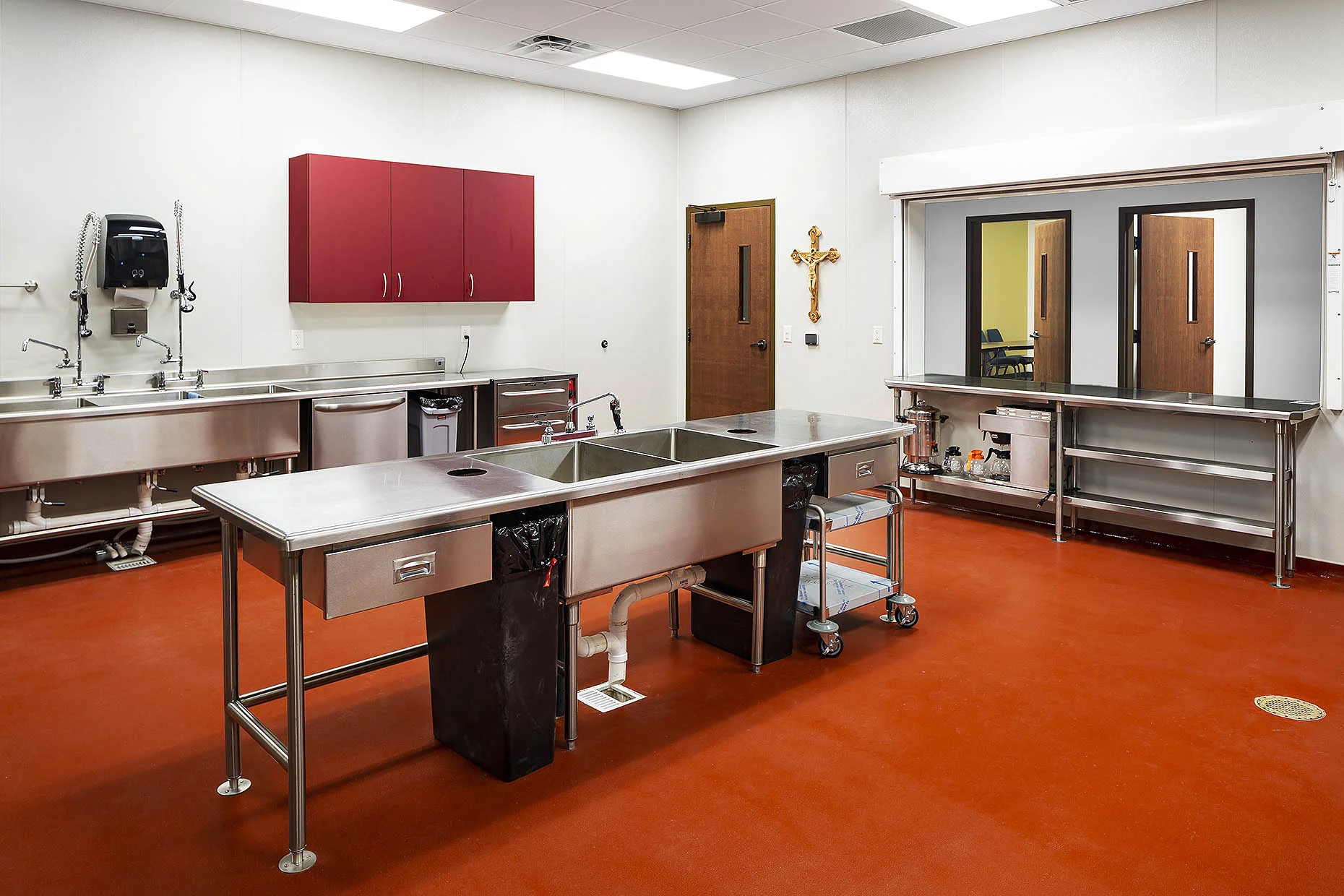 Lusk_StBernadette_Kitchen_01_webuse.jpg