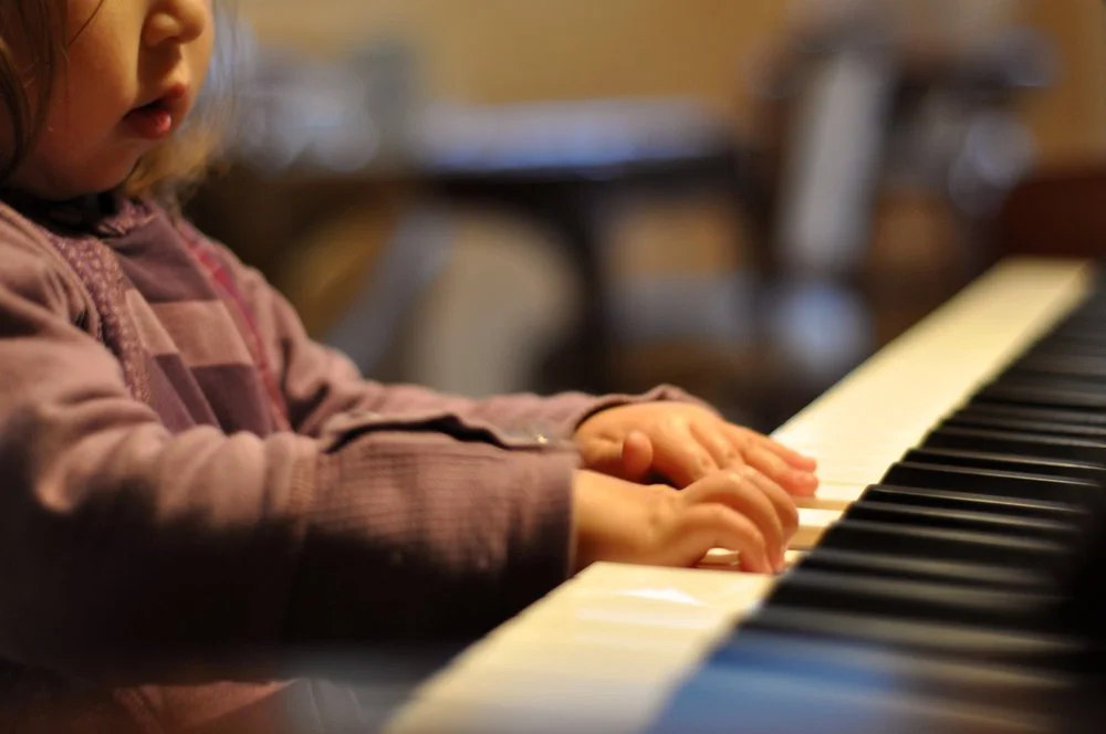 Playing an instrument at an early age improves coordination. In Winchester, our school introduces piano to children as young as 3 years in our Notes In Motion, early musical education group classes.
