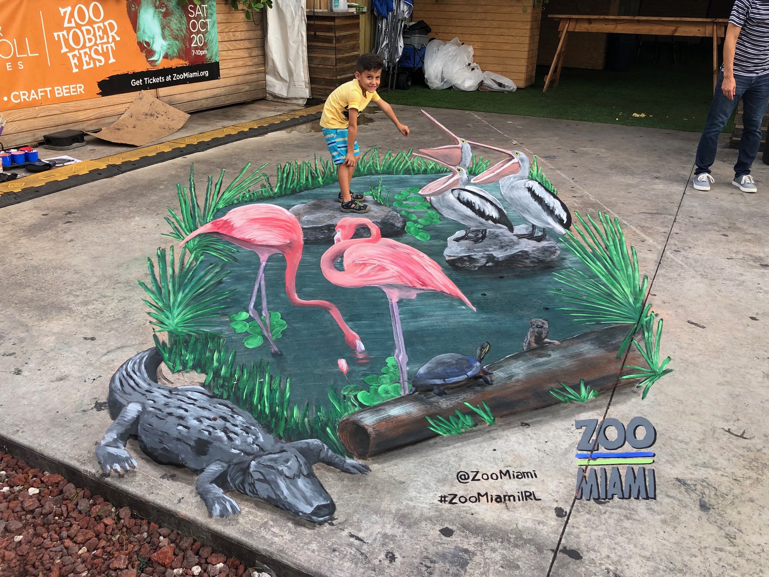 massivemedia 3d chalk art with a fun kid.JPG