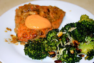 teriyaki salmon w/ sriracha mayo & the best broccoli ever {recipe}