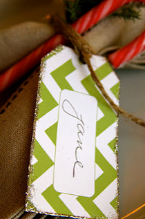 Last Minute Christmas Table & Placecards {tutorial}