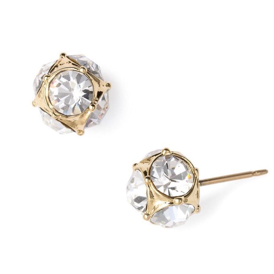 10 (teeny-tiny) Earrings from Amazon under $50 — Hey! It's Teresa