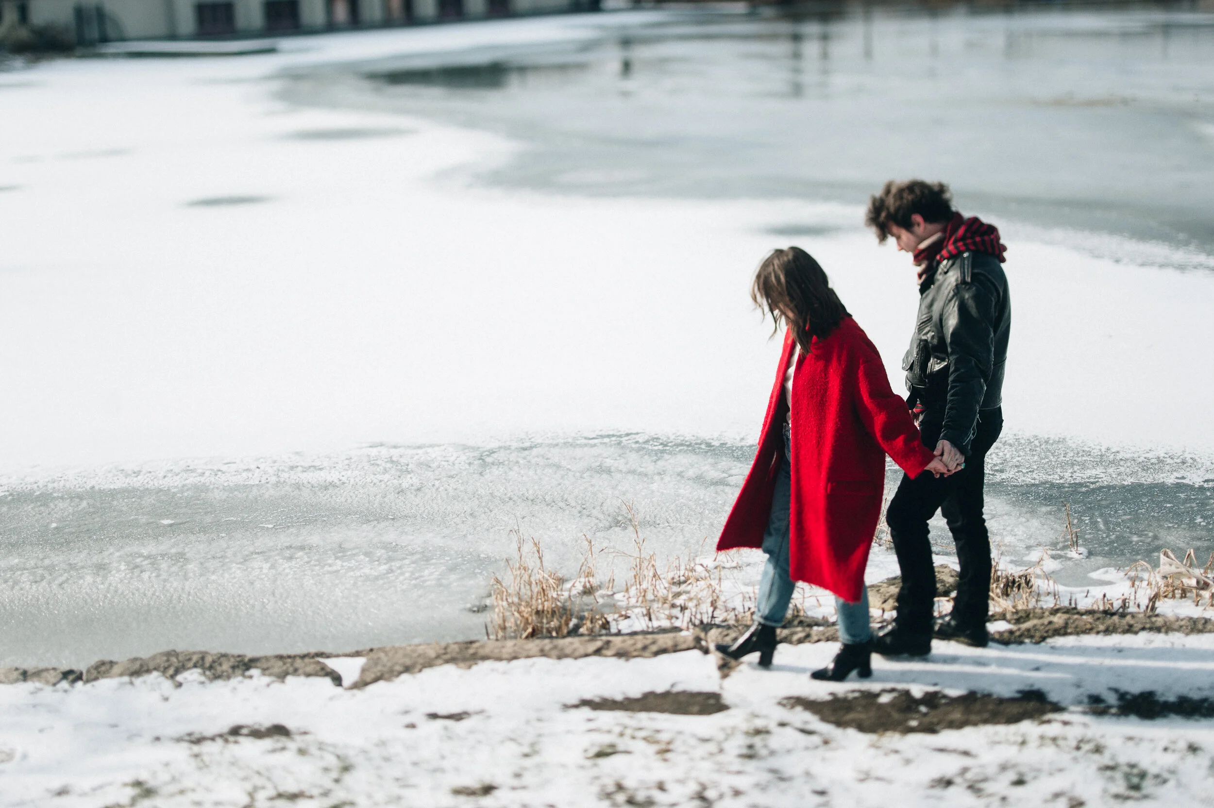 Amanda + Tyler - Chicago Winter Engagement 