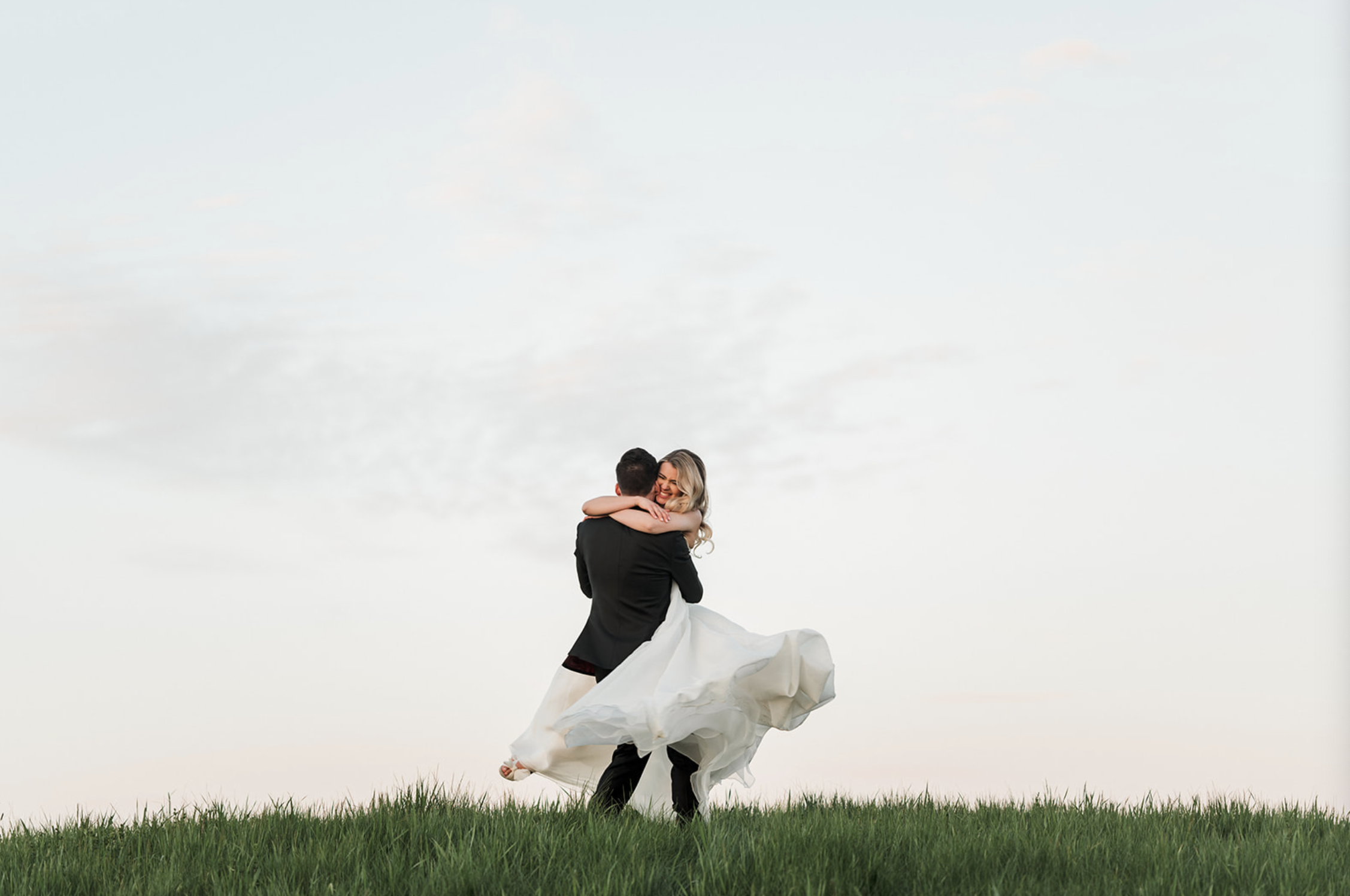 OUTLOOK FARM WEDDING IN MAINE