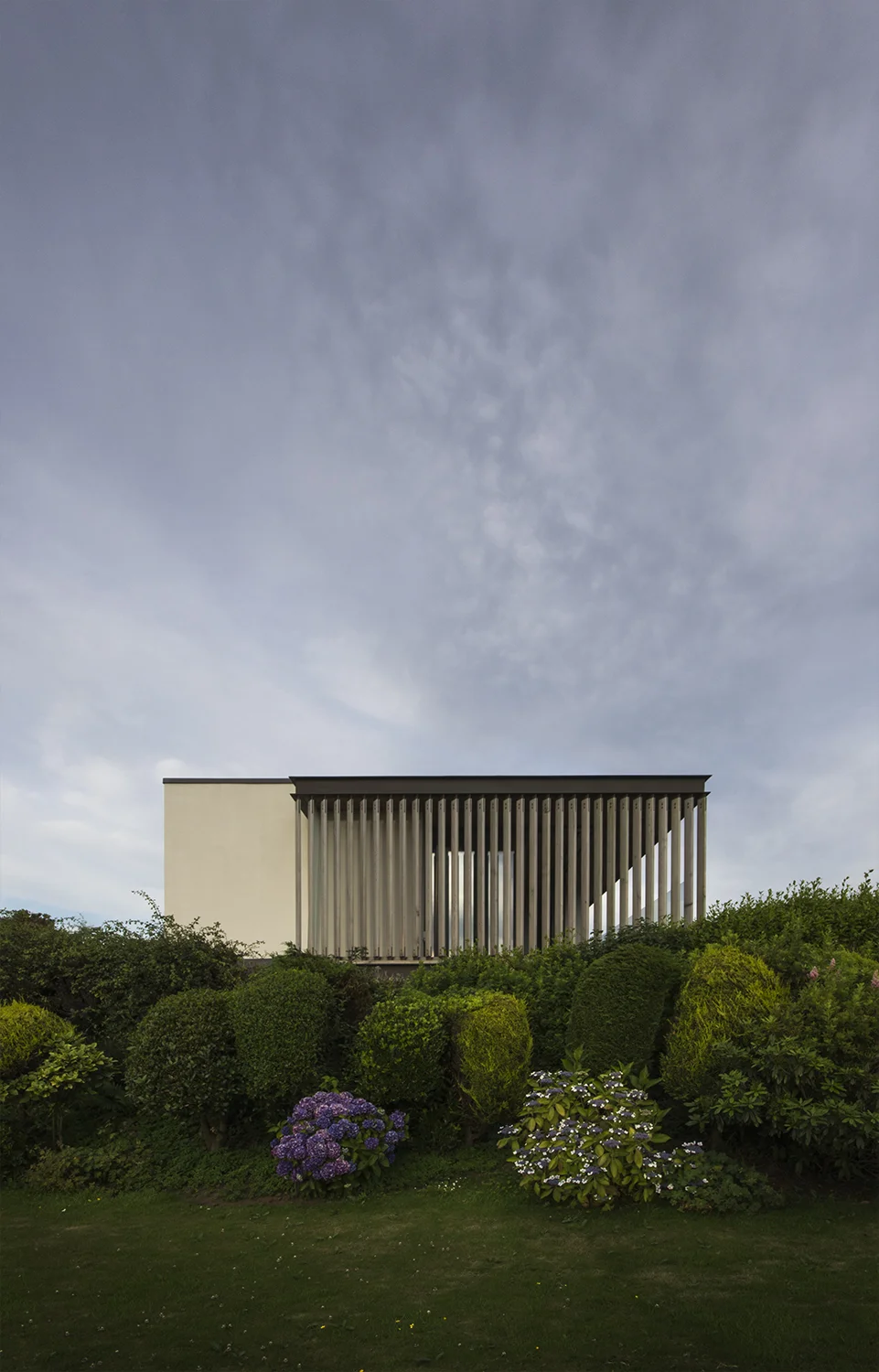 Cliff House - Gower Hyde + Hyde Architects
