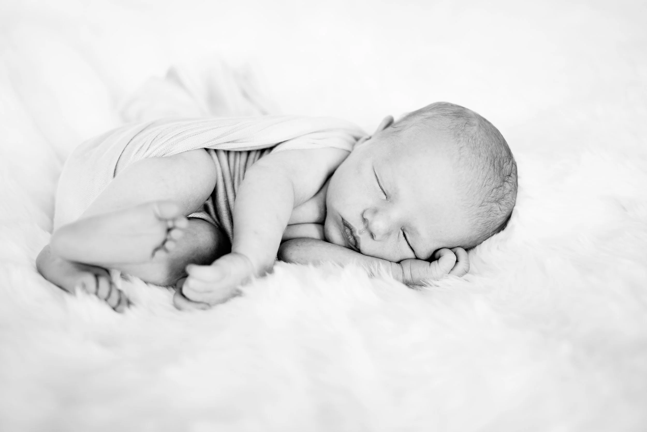 Ainsworth Newborn-2.jpg
