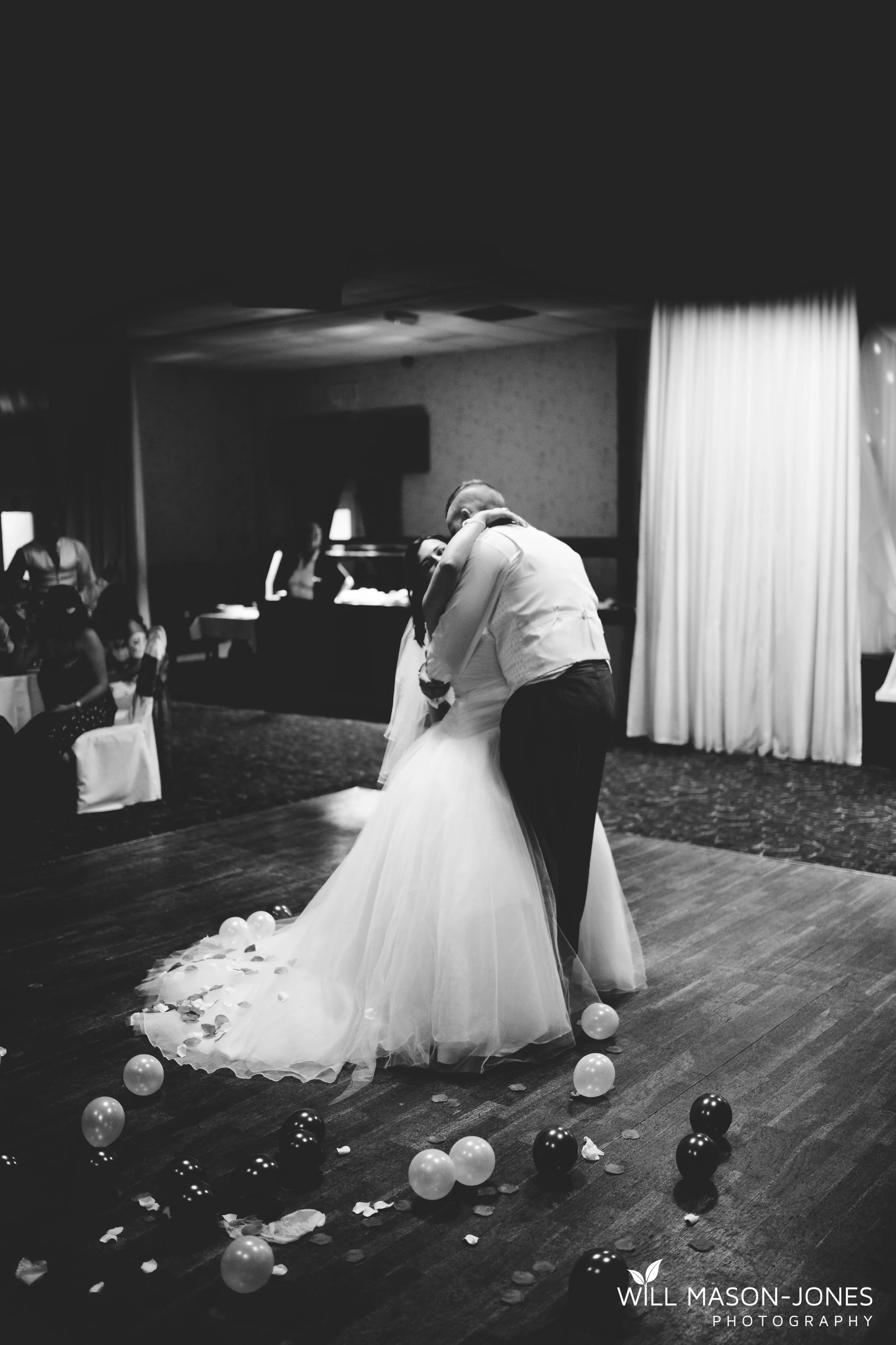 Hannah&Mark-587.jpg