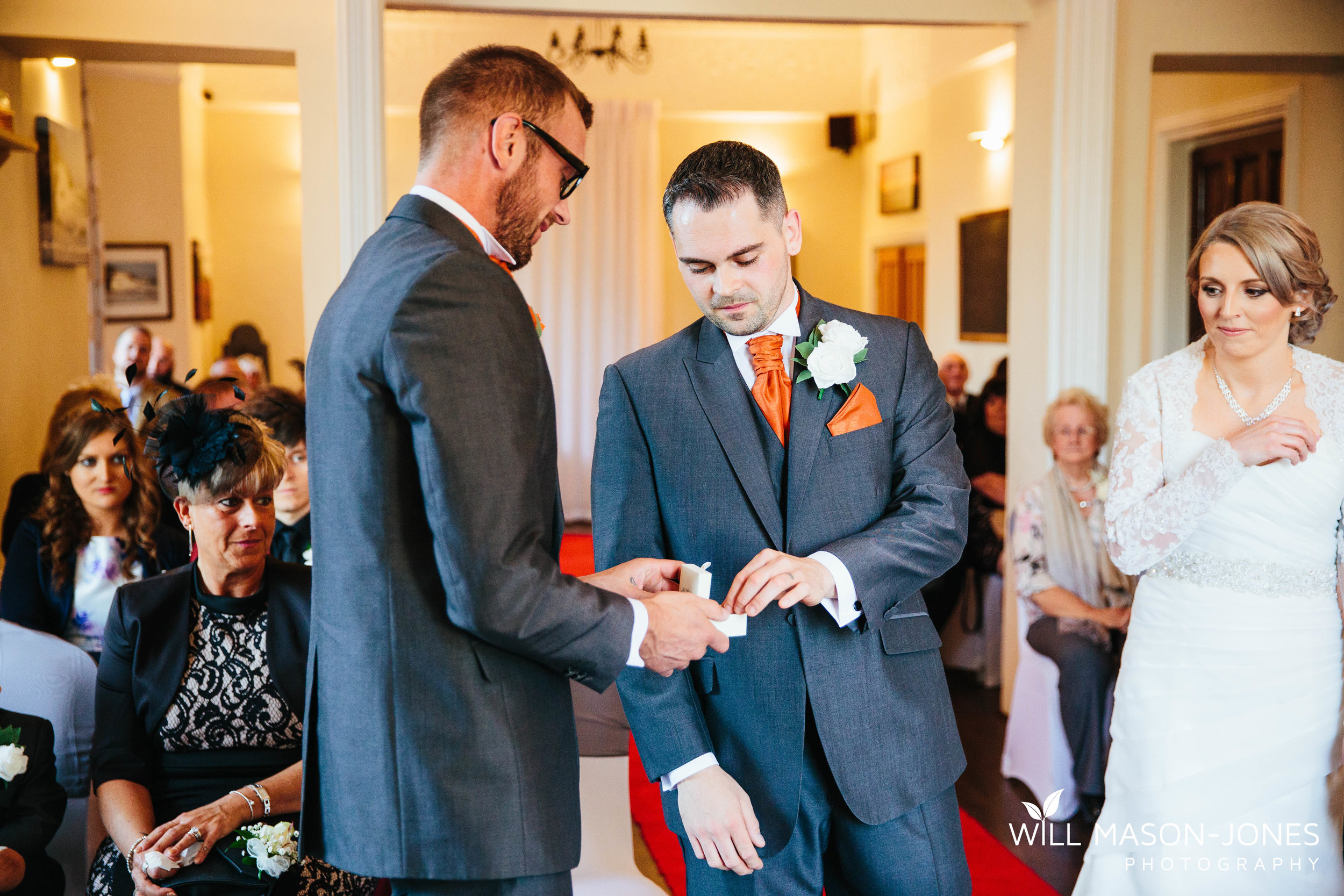 Mark&Sara-195.jpg