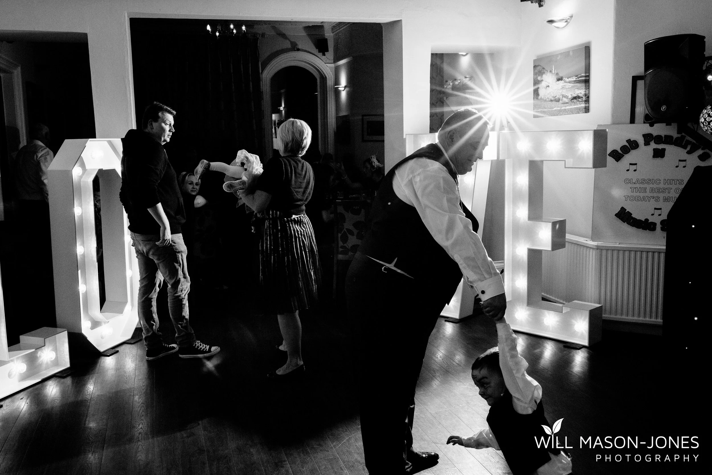 Mark&Sara-611.jpg