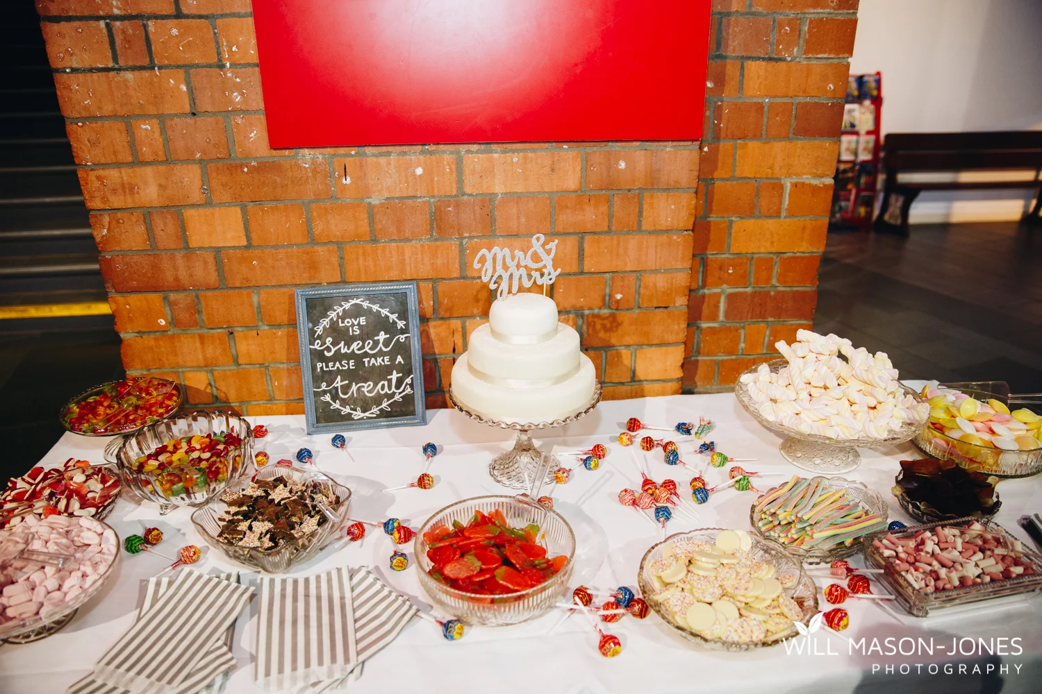 Swansea-Waterfront-Museum-Wedding-350.jpg