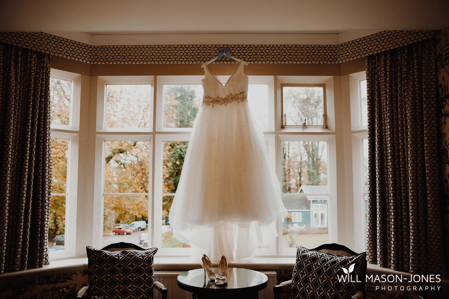  coed-y-mwstwr-welsh-wedding-photography 