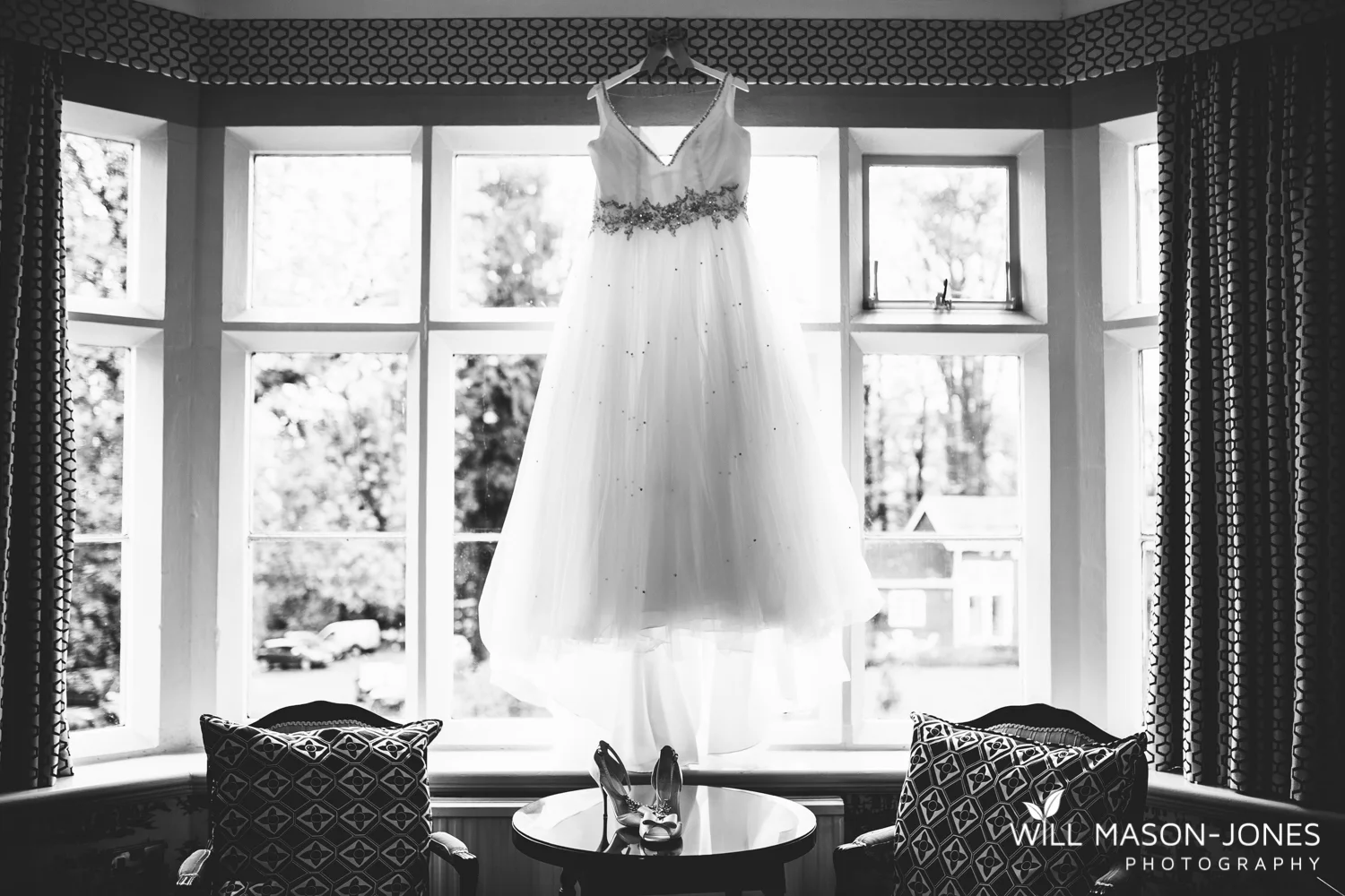  coed-y-mwstwr-welsh-wedding-photography 