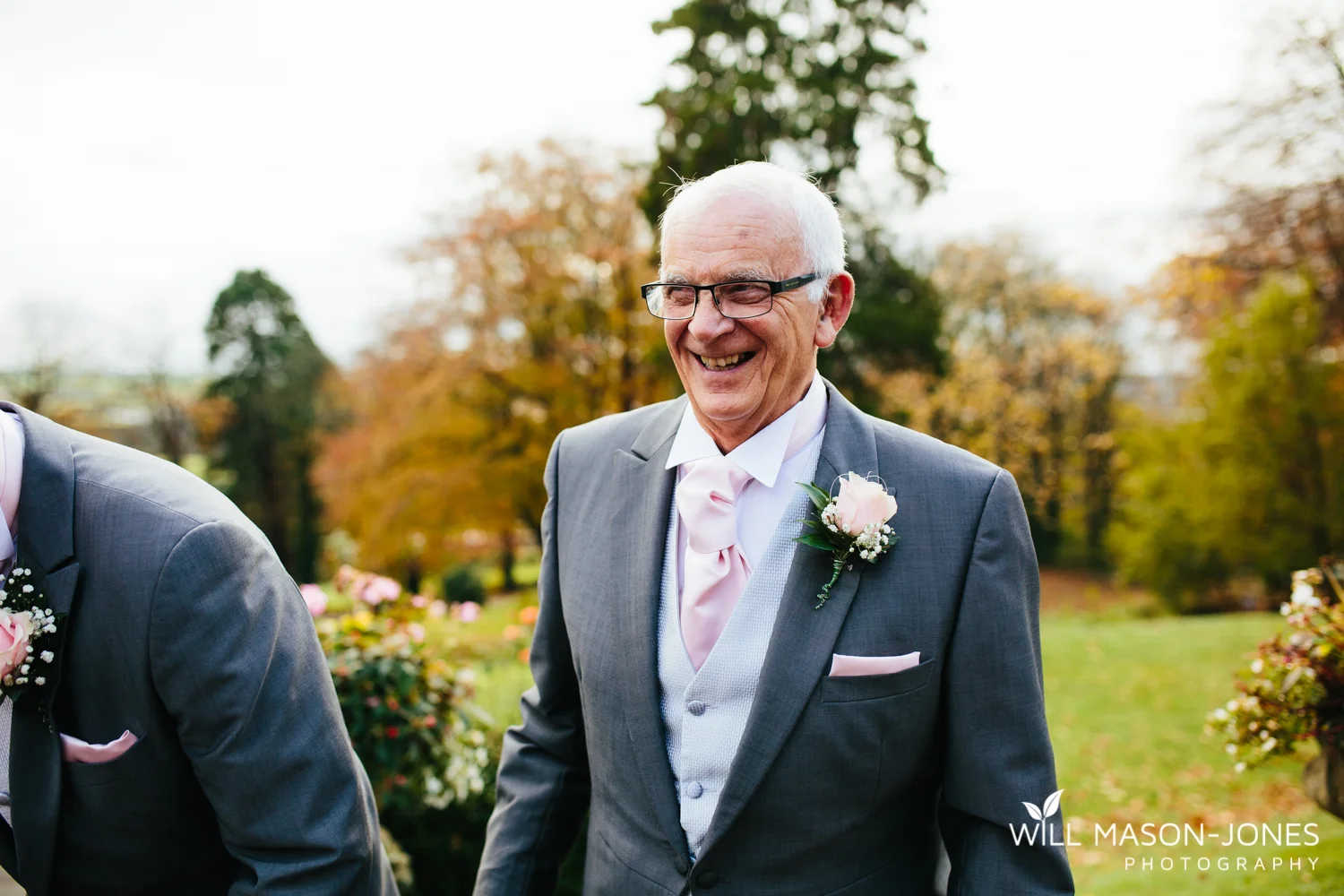  coed-y-mwstwr-welsh-wedding-photography 