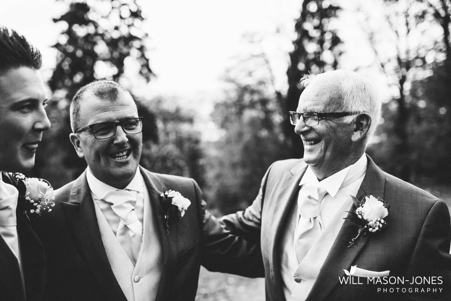  coed-y-mwstwr-welsh-wedding-photography 
