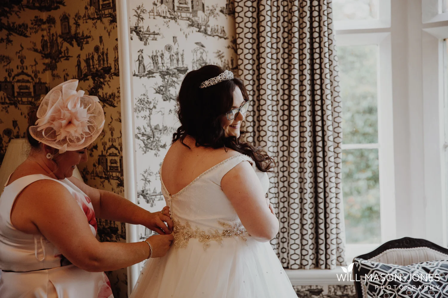  coed-y-mwstwr-welsh-wedding-photography 