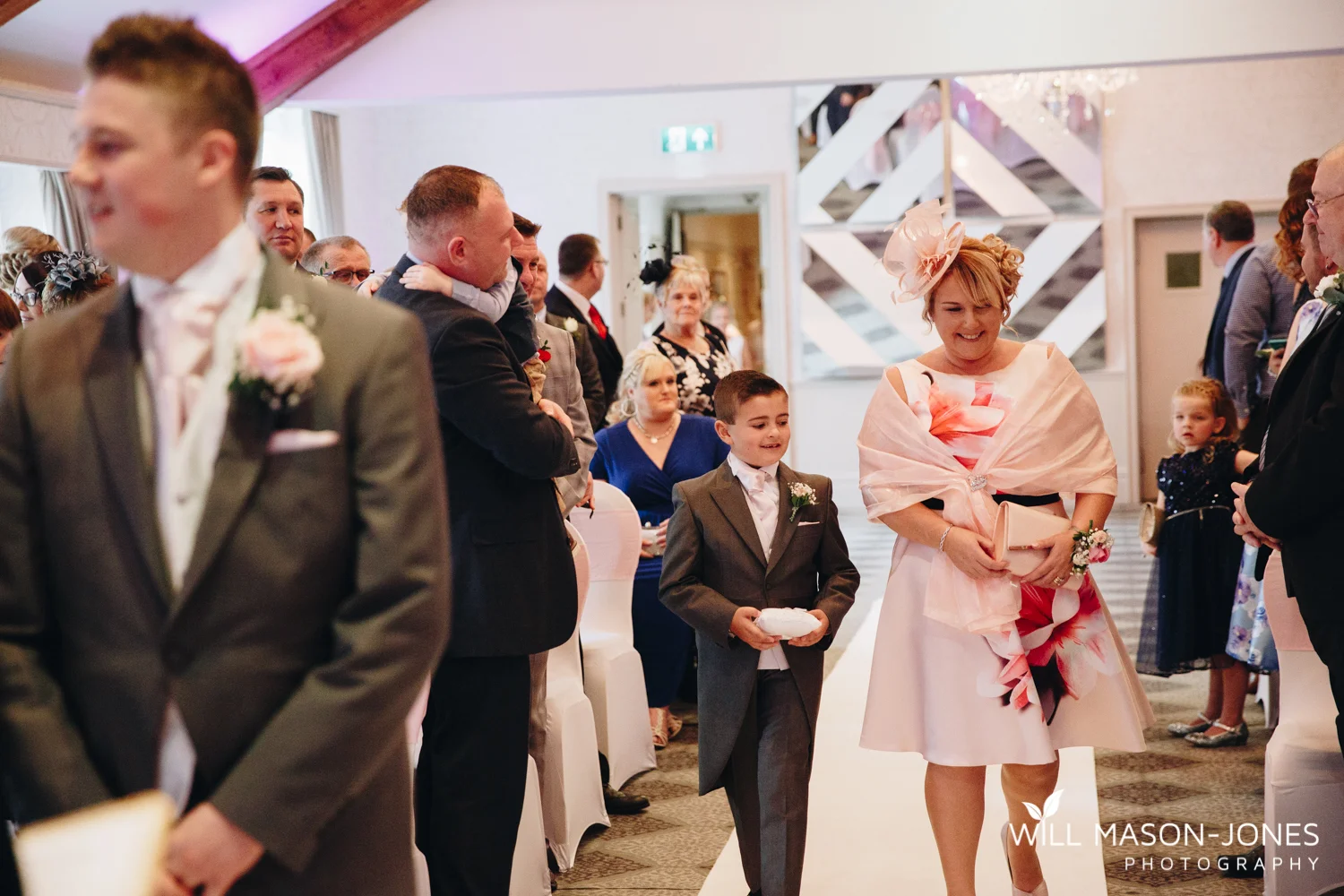  coed-y-mwstwr-welsh-wedding-photography 