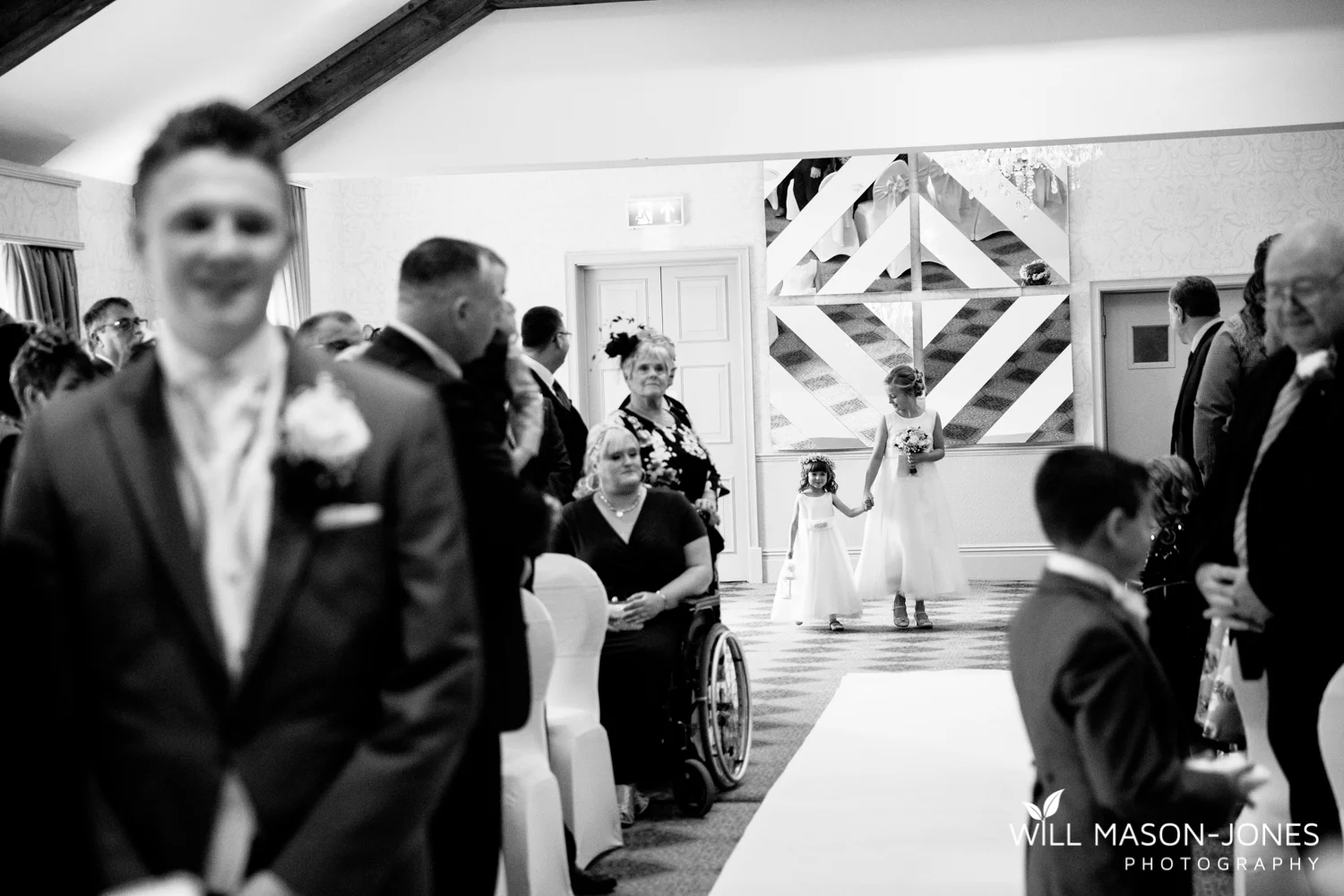  coed-y-mwstwr-welsh-wedding-photography 