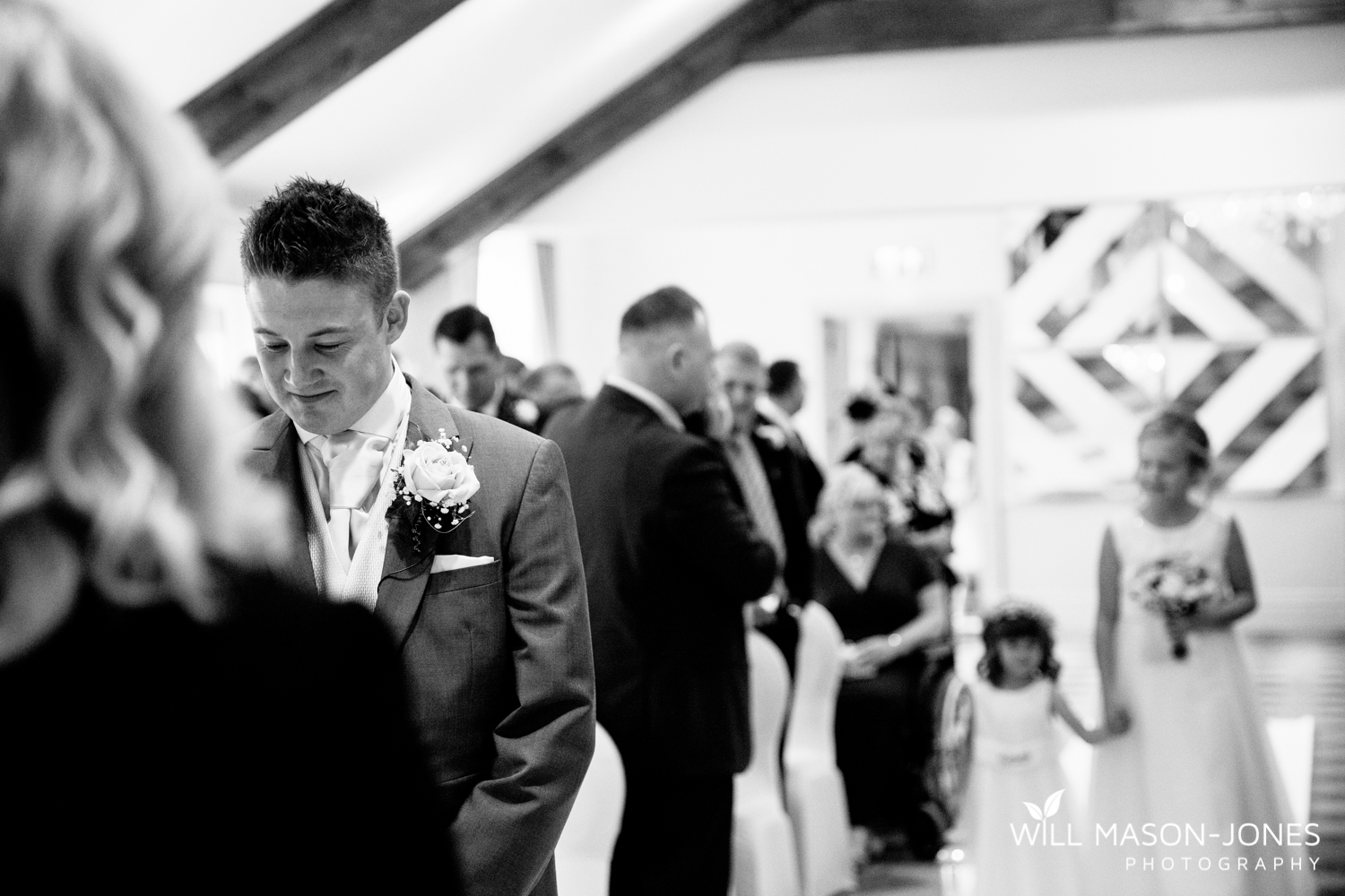  coed-y-mwstwr-welsh-wedding-photography 