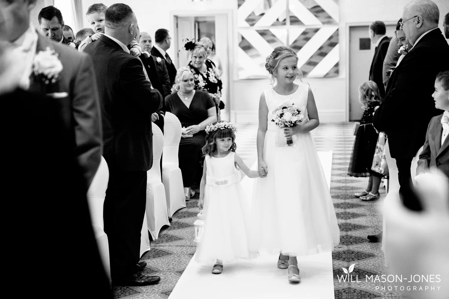  coed-y-mwstwr-welsh-wedding-photography 